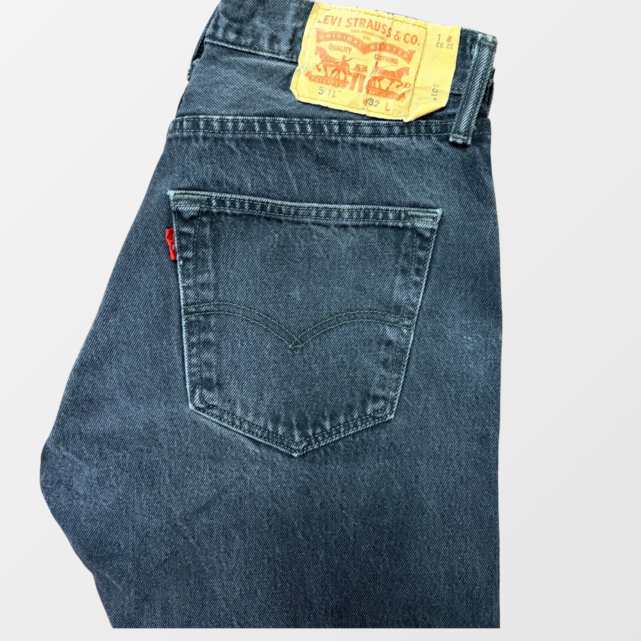 Vintage Levi’s 501 – Made in USA – Backpocket & Patch – Fehsenfeld Vintage Archiv